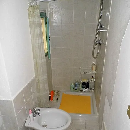 La Casina Del Destro Apartment *